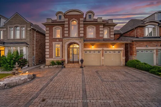 84 Fred Young Dr, Toronto 5