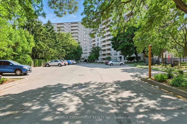 700 Dynes Rd #909, Burlington 4