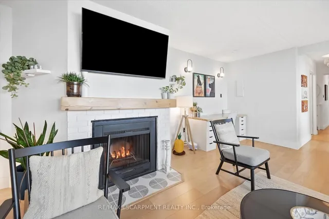 700 Dynes Rd #909, Burlington 5