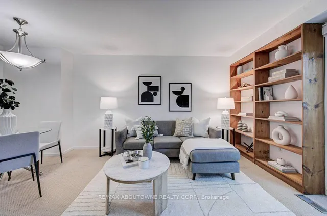 1012 ELIZABETH Pl, Oakville 5