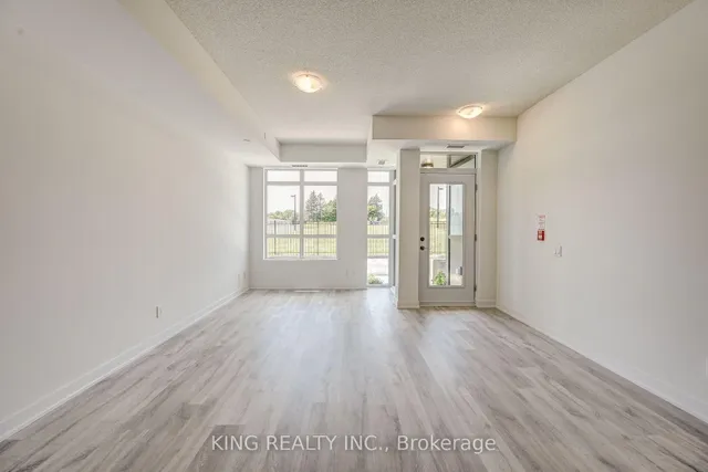 251 Manitoba St #133, Toronto 3