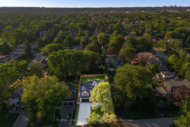 1071 Scott Ave, Oakville 2