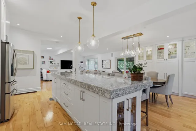 825 Lower Base Line, Milton 3