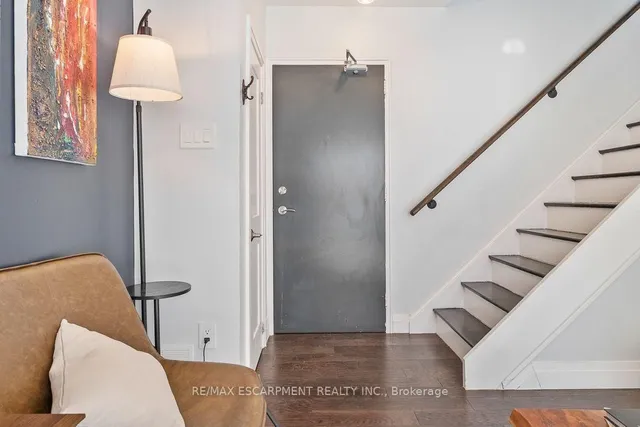 469 CLARIDGE Rd #5, Burlington 3