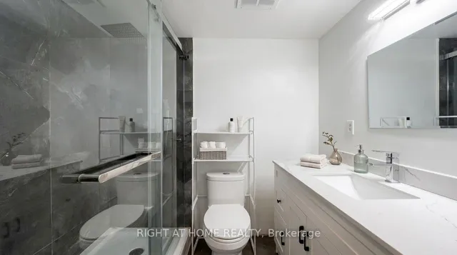 4689 Jane St #503, Toronto 5