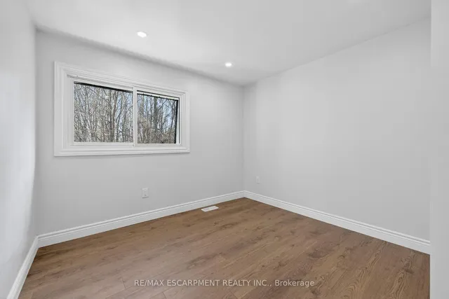 2050 Upper Middle Rd #153, Burlington 5
