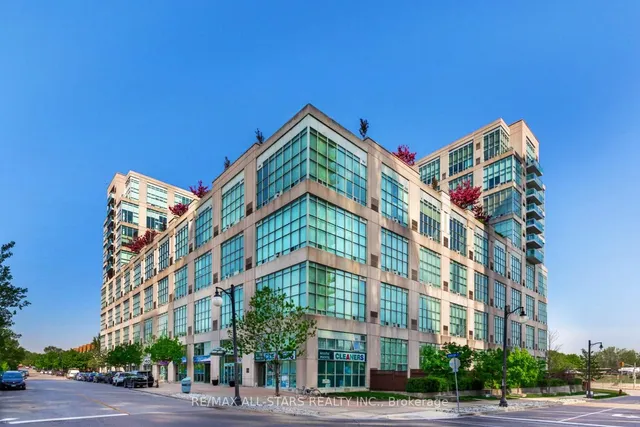 250 Manitoba St #621, Toronto 4