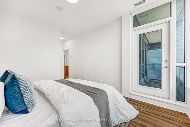 55 Eglinton Ave #108, Mississauga 2
