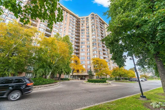 20 Cherrytree Dr #1511, Brampton 3