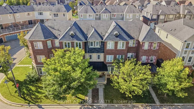 888 Jempson Path, Milton 2