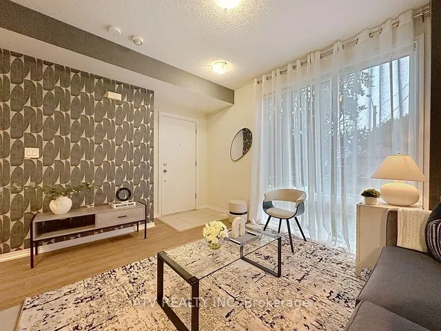 26 Fieldway Rd #35, Toronto 5