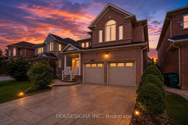 3266 Weatherford Rd, Mississauga 2