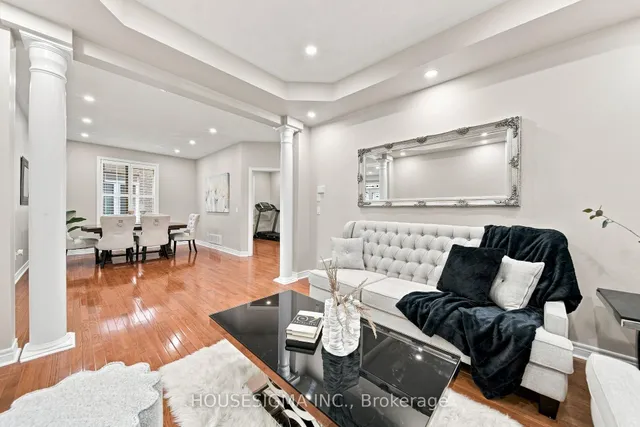 3266 Weatherford Rd, Mississauga 3