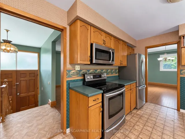 2490 Yarmouth Cres, Oakville 5