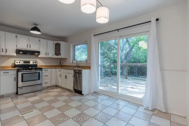 2258 Brookhurst Rd, Mississauga 5
