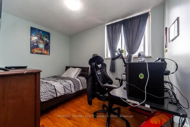 50 Lotherton Ptwy #402, Toronto 2