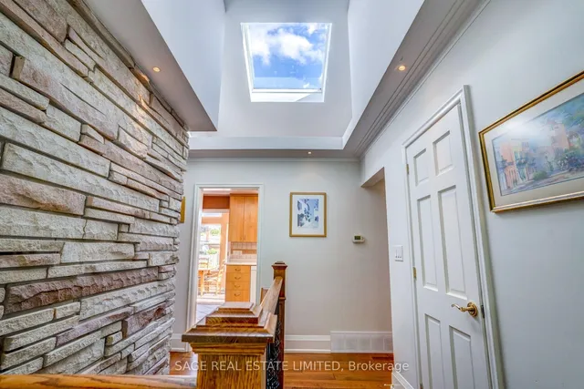 2189 Corsair Rd, Mississauga 4