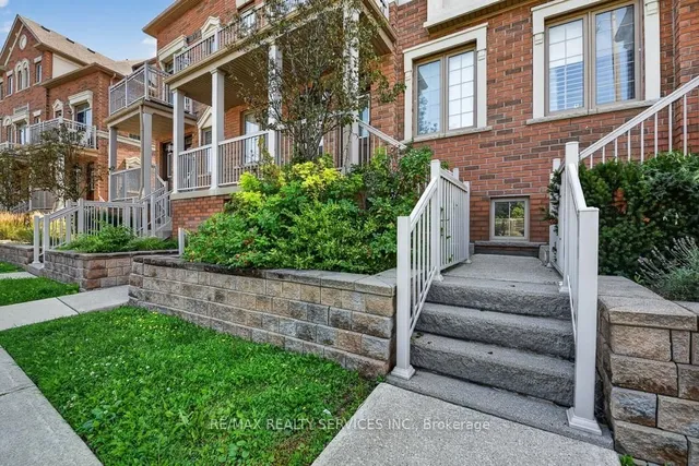 180 Howden Blvd #15, Brampton 2