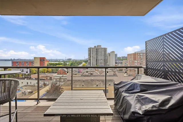399 Elizabeth St #702, Burlington 3