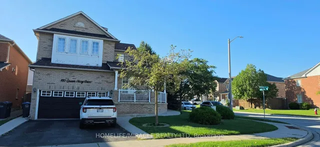 160 Queen Mary Dr, Brampton 3