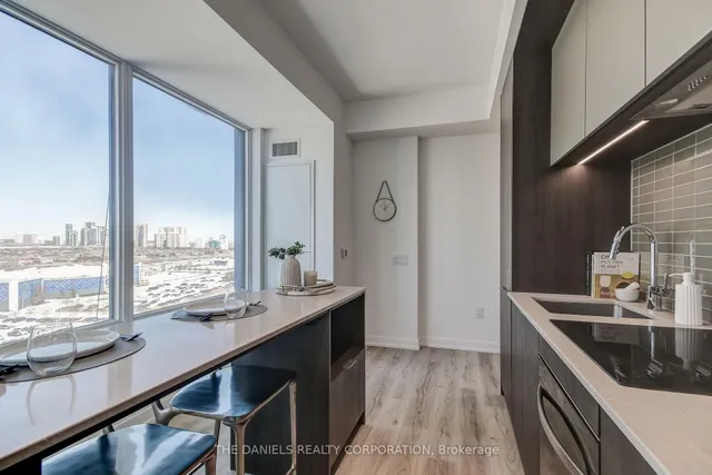 395 Square One Dr #3410, Mississauga 5