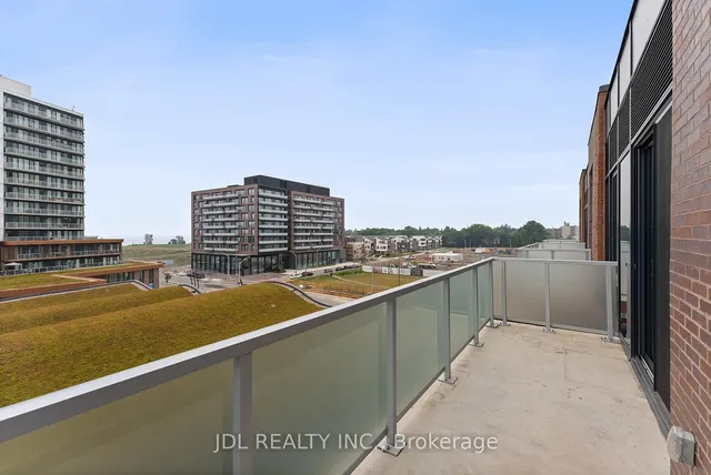 215 Lakeshore Rd #519, Mississauga 4