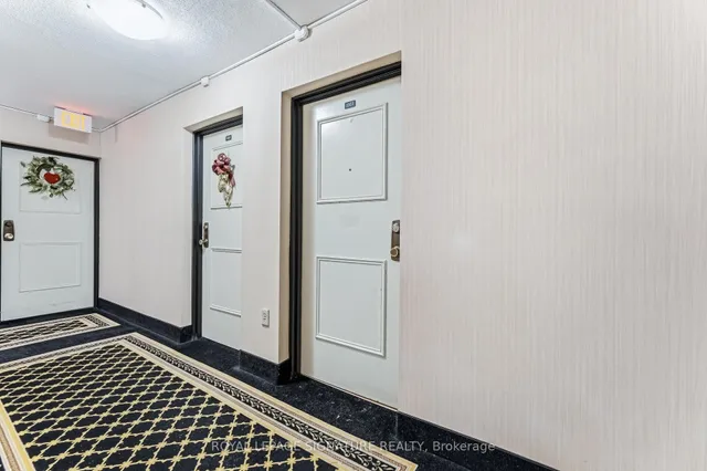 2263 Marine Dr #1203, Oakville 5