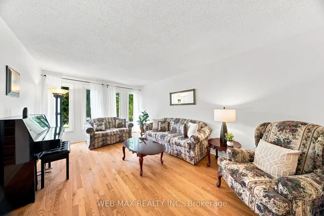 2272 Shipwright Rd, Oakville 5