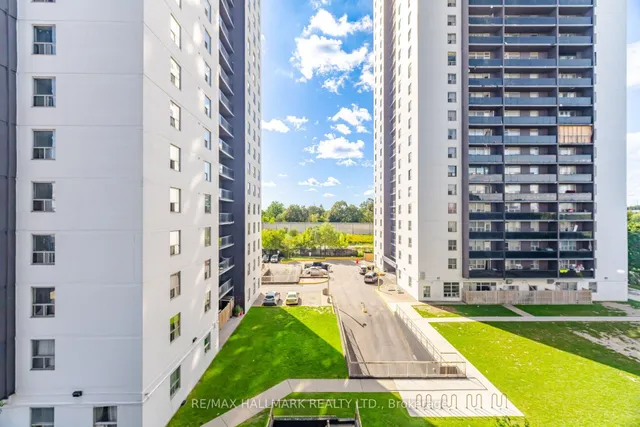 2464 Weston Rd #505, Toronto 4