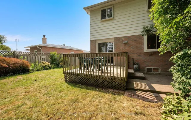 20 Glengrove Crt, Brampton 4