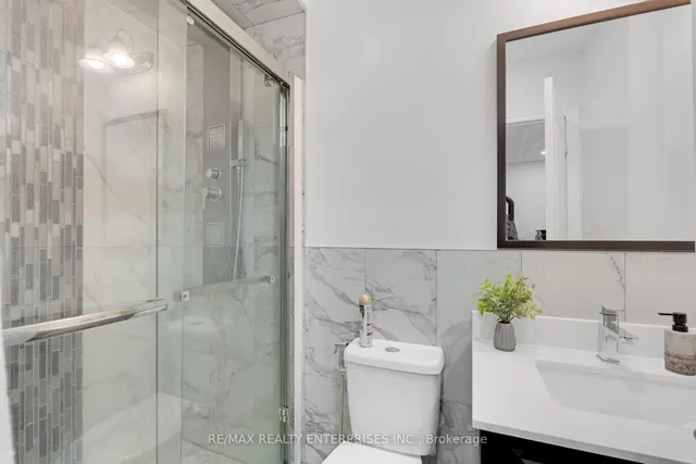 161 Angelene St, Mississauga 5