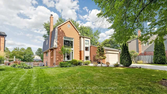319 Dingle Crt, Caledon 2