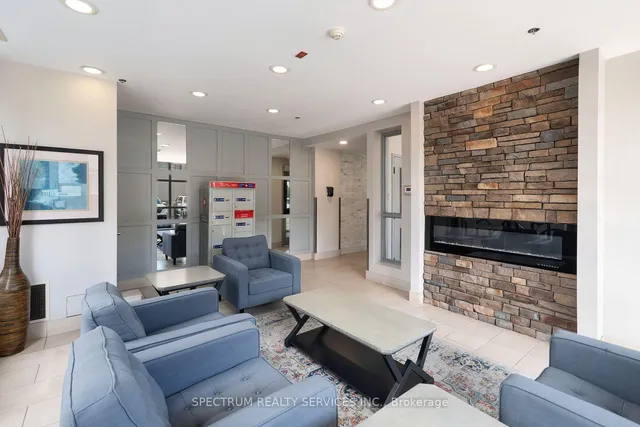 2464 Weston Rd #406, Toronto 5