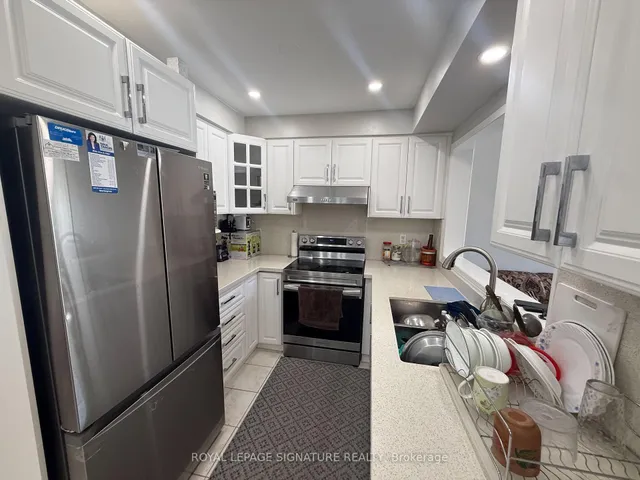 814 Golden Farmer Way, Mississauga 5