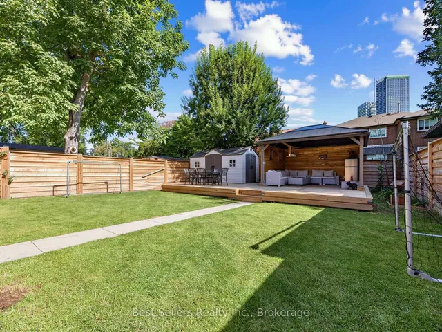 37 Wilmar Rd, Toronto 3