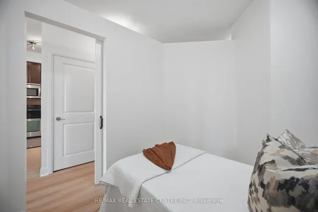 80 Absolute Ave #607, Mississauga 4