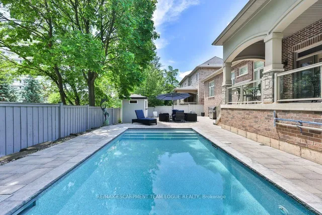 888 Park Ave, Burlington 2