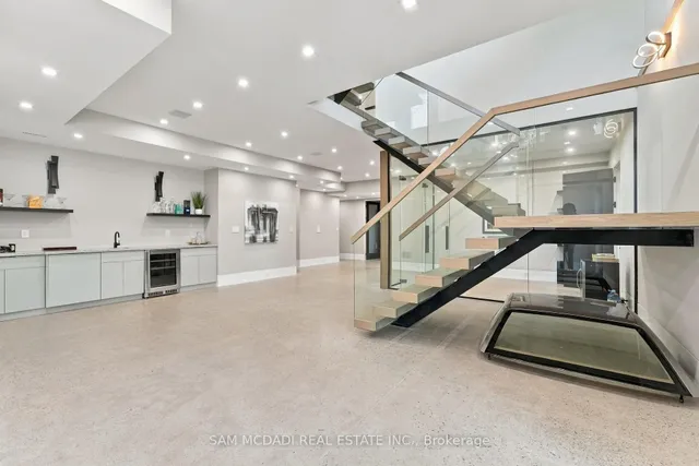112 Elton Park Rd, Oakville 3