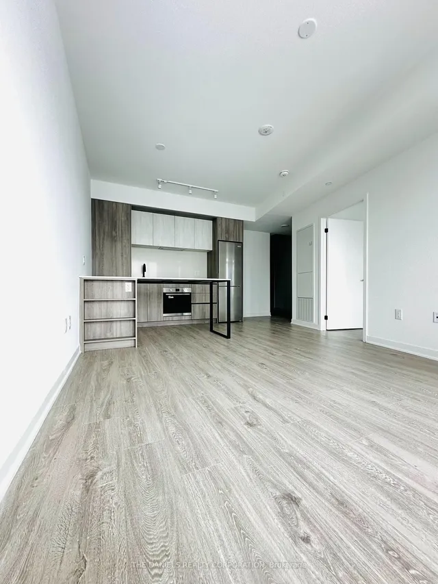 2495 Eglinton Ave #913, Mississauga 2
