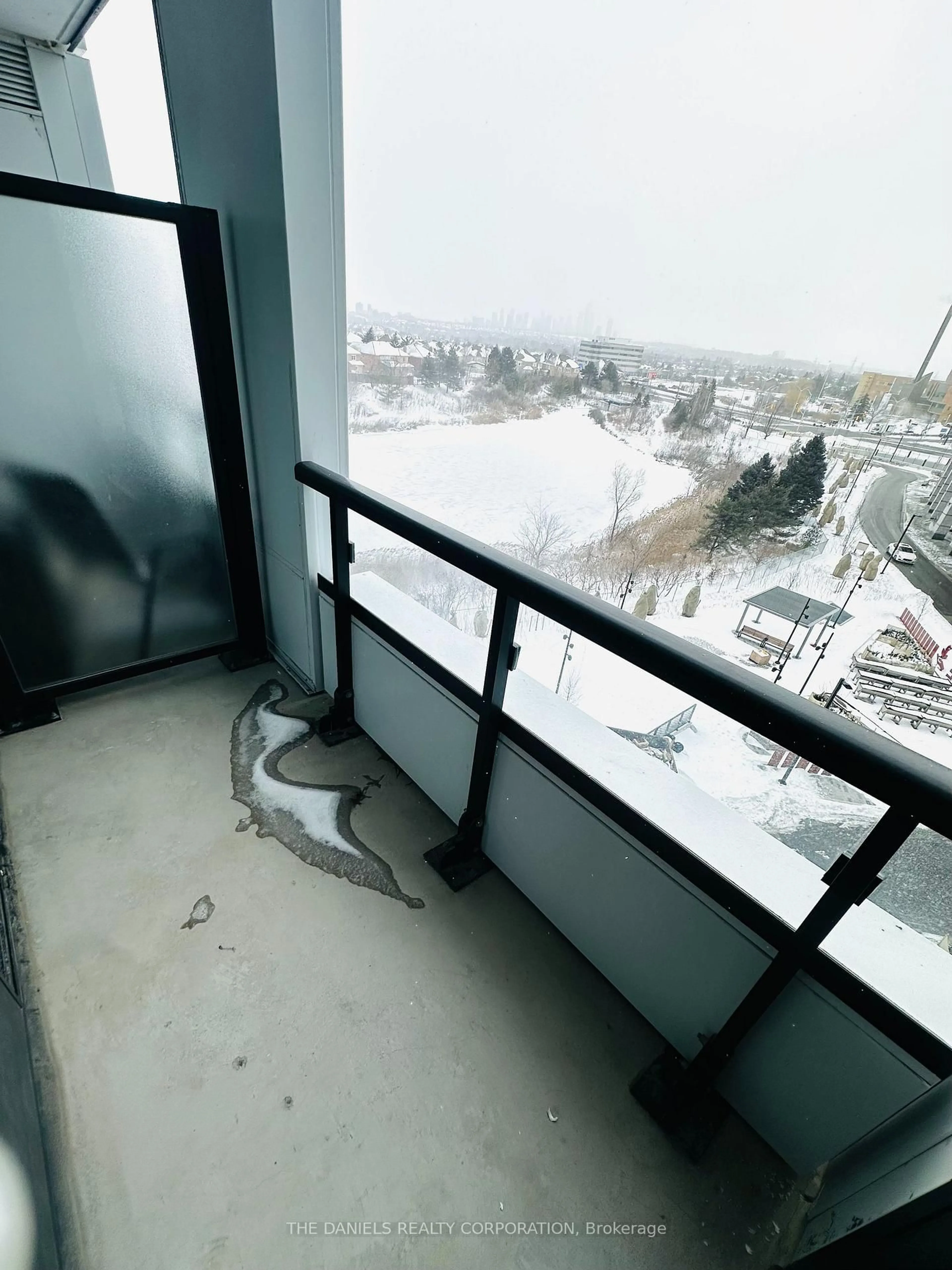 trreb/IMG-W13815798_423d21fa-7a0a-4620-a494-4d7d0d368d2b-l.jpg