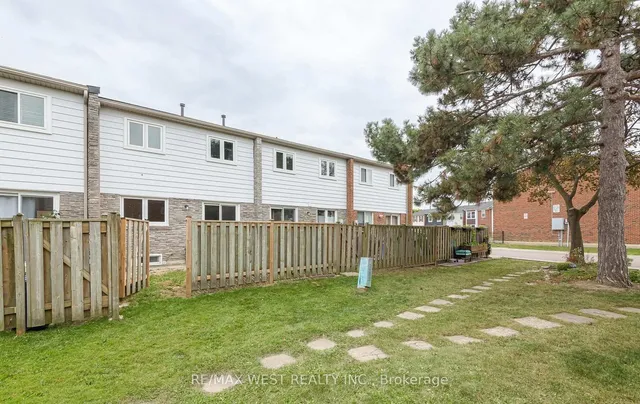 900 Central Park Dr #104, Brampton 3