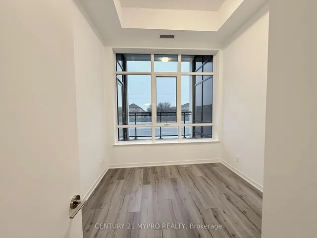 395 Dundas St #115, Oakville 3