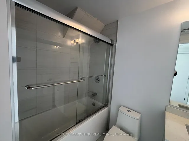 2450 Old Bronte Rd #103, Oakville 4