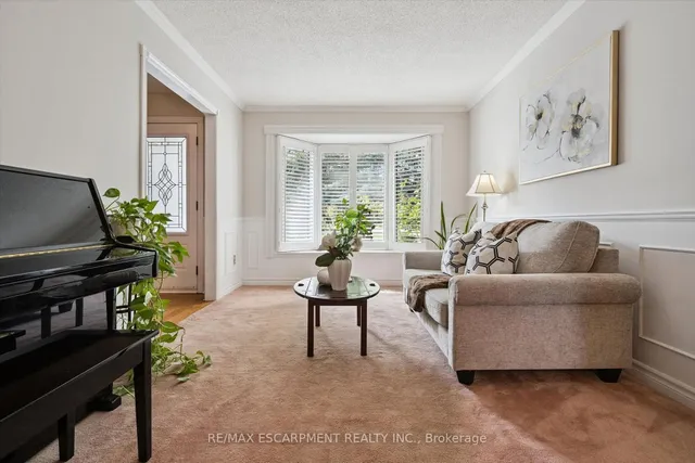 2203 Robin Dr, Mississauga 5