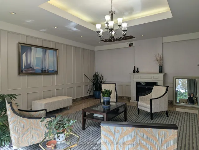 1359 White Oaks Blvd #306, Oakville 5
