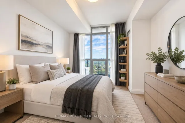 9 Valhalla Inn Rd #1811, Toronto 5