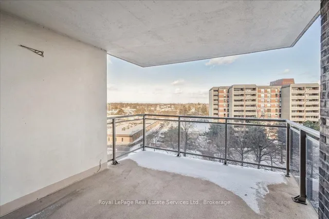 966 Inverhouse Dr #812, Mississauga 2