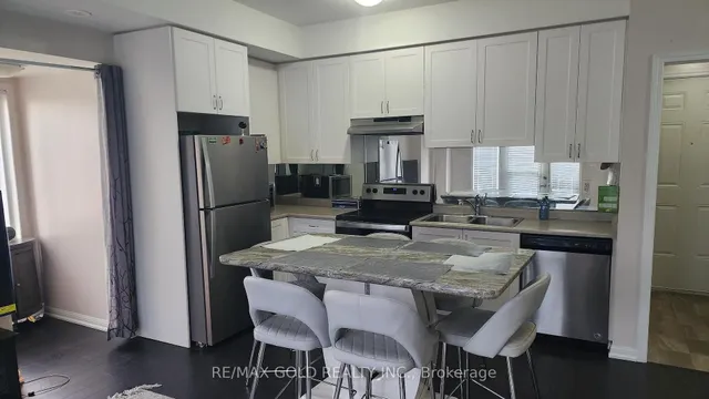 250 Sunny Meadow Blvd #53, Brampton 2