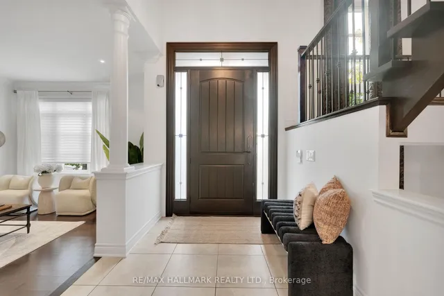3458 Skipton Lane, Oakville 5
