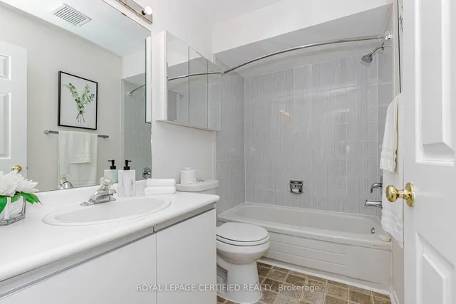 3050 Orleans Rd #22, Mississauga 4